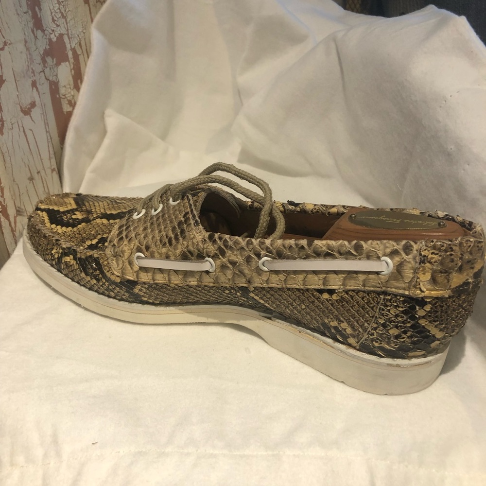 Python Top Snakers - Picture 2 of 4